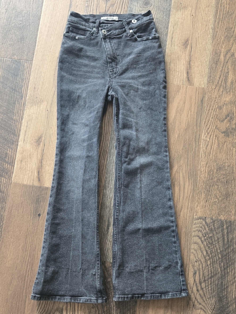 Women’s High-Rise Flare Jeans - Charcoal Gray